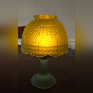 Westmoreland Glass  Fairy Lamp